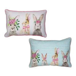 Baumwoll Kissen Hasen, 4 Kaninchen mit Blumen, hellblau-weiß kariert, 35x45cm, Mars & More