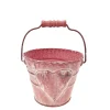Übertopf Eimer mit Herz und Henkel, rosa used look, 15x12cm, Metall