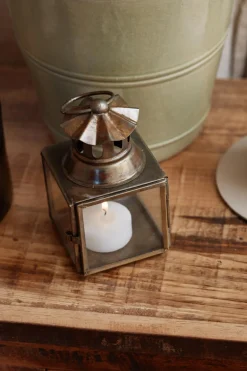 Deko Laterne mit welligem Schornstein gold, used look gold, Laursen