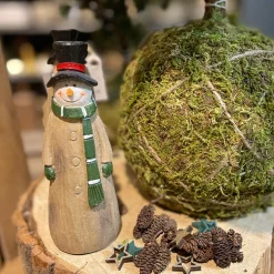 Deko Schneemann mit rotem Schal und Hut, 16cm, Polyresin