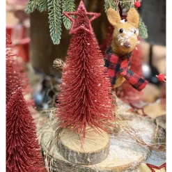 Deko Tannenbaum, roter Tannenbaum mit Glimmer, auf Holzsockel, 26cm