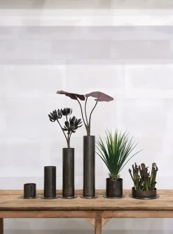 Deko Vase Fred, massive Metallvase used look, 25cm, Trademark Living