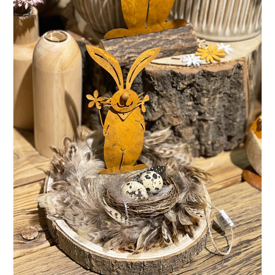 Deko Vogelnest Natur, kleines Weidennest mit Wachteleier und Federn, Ø6cm