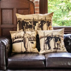 Gobelin Kissen Skifahrer Nostalgie, Mann auf Ski, Sepia, 45x45cm, Mars & More