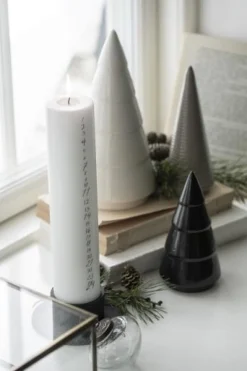 Kerzenhalter für 5cm Stumpenkerzen, Kerzenhalter schwarz mit Sockel, 10cm, Ib Laursen