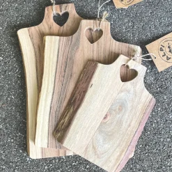 Natur Holzbrett mit Herz, Naturholzbrett Akazie, 25x20cm