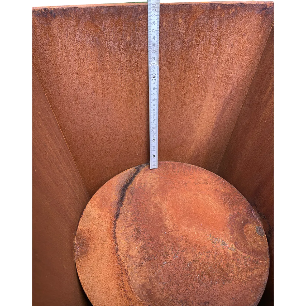 Pflanzkorb Rost, mit Rand und festem Einsatz, konische Form, 63cm