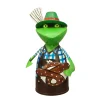 Zaunhocker Frosch Landhaus, Metallfrosch in Lederhose mit Breze, 20cm